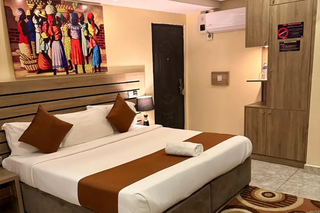pentfloor 2bedroom in MozOne Hotels Hombori