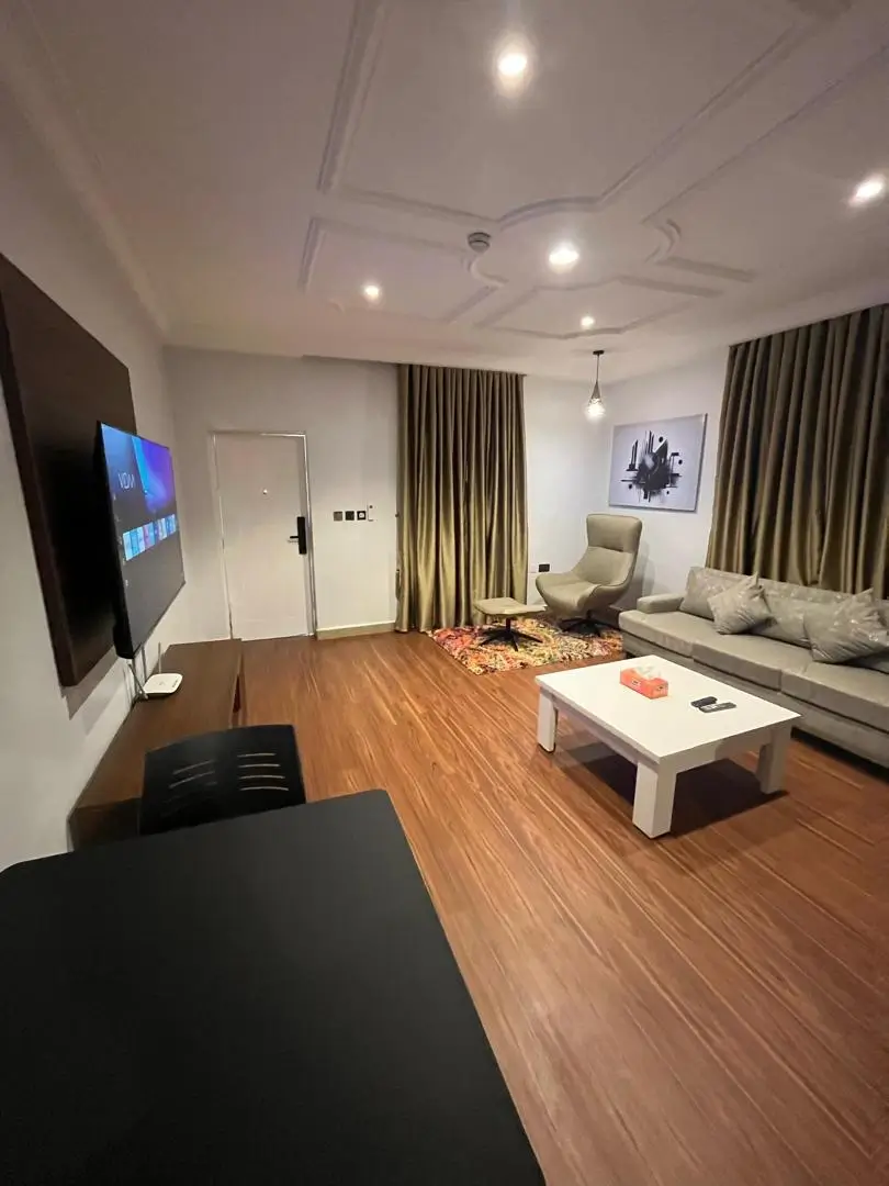 grand deluxe one bedroom apartment in MozOne Hotels Prine and Princess